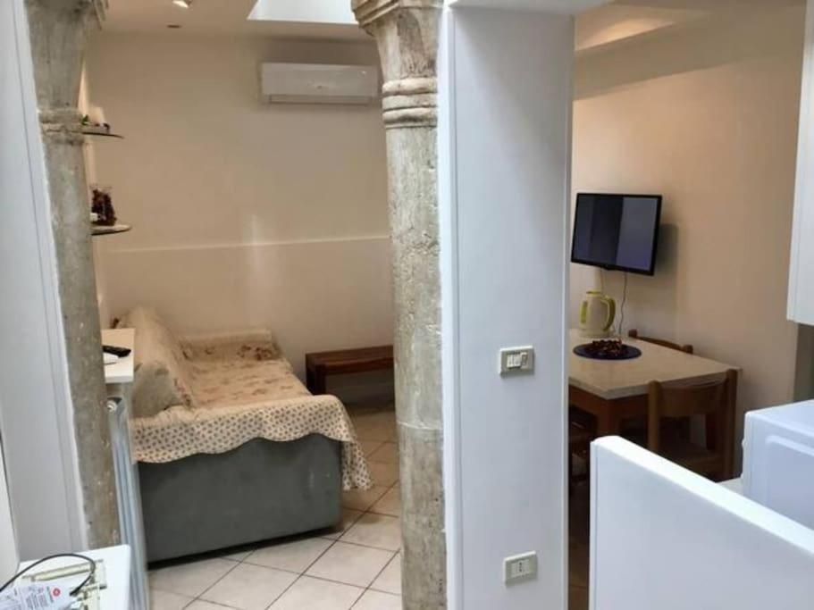 Apartment Close Guglie Bridge Βενετία Εξωτερικό φωτογραφία